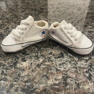 Converse baby White Sneakers size 1